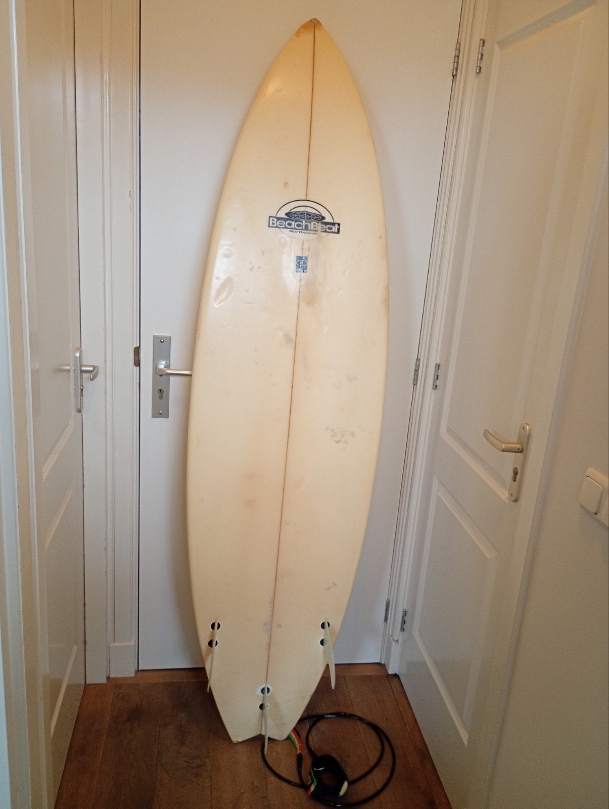 Surfboard for Sale – Beach Beat 6’10 – Ready to Surf, Ophalen, Gebruikt, Overige typen, Met koord