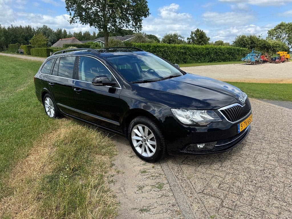 Skoda Superb Combi 1.8 TSI DSG Ambition, Auto's, Euro 5, Stof, 4 cilinders, 160 pk