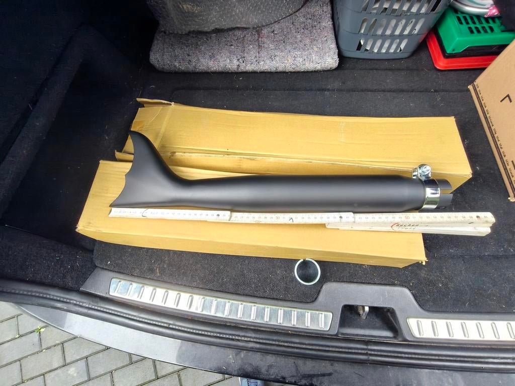 Zwarte Motor Uitlaat Demper Universeel, Motoren, Ophalen of Verzenden, Nieuw
