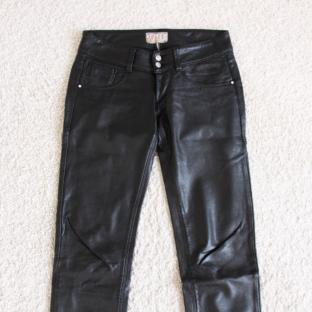 Leather Look MET Injeans Broek (Maat 26/XS) - 79 € 35,-, Zwart, Ophalen of Verzenden, Zo goed als nieuw, MET Injeans