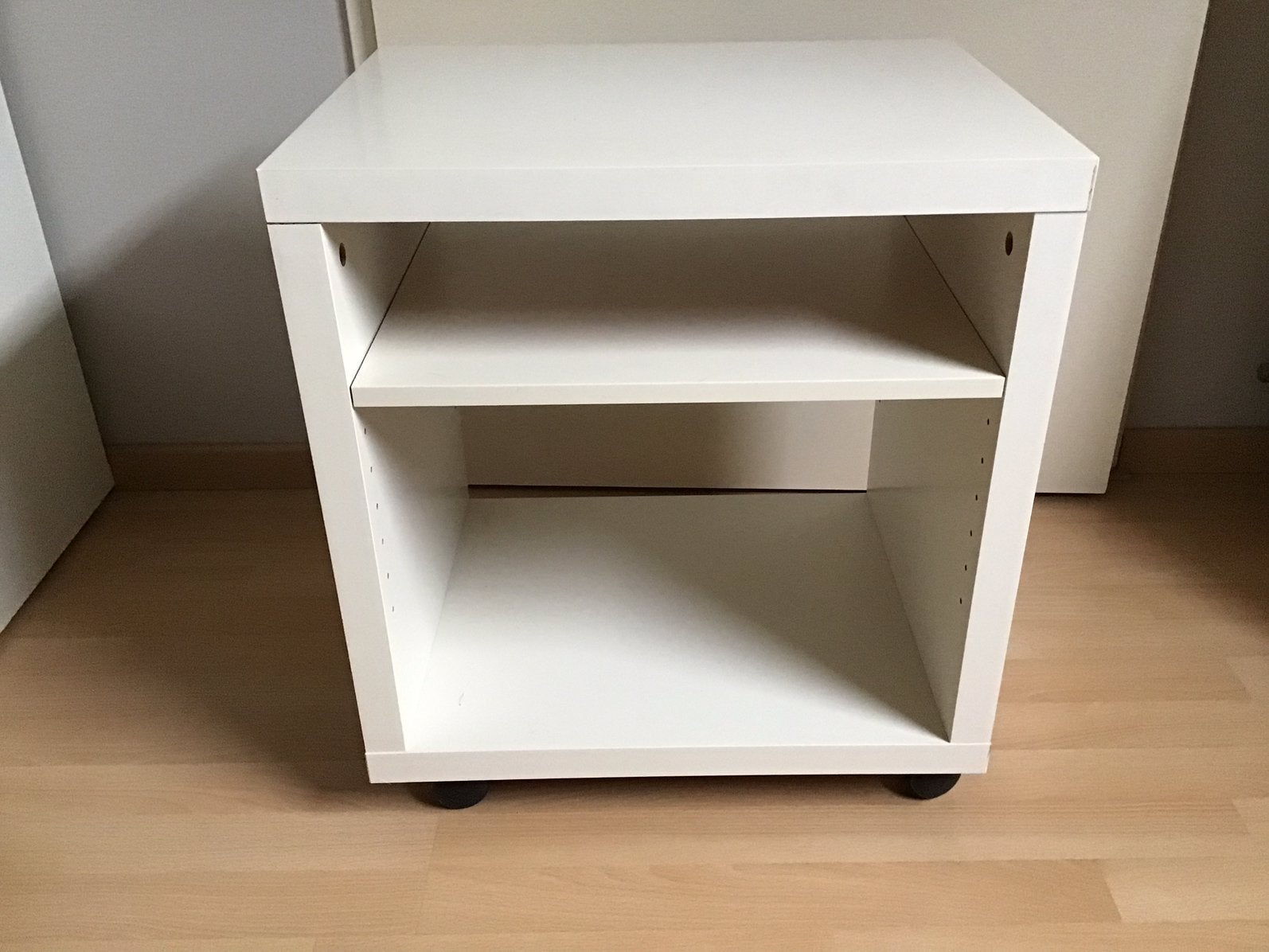 IKEA kastje, Ophalen, Zo goed als nieuw