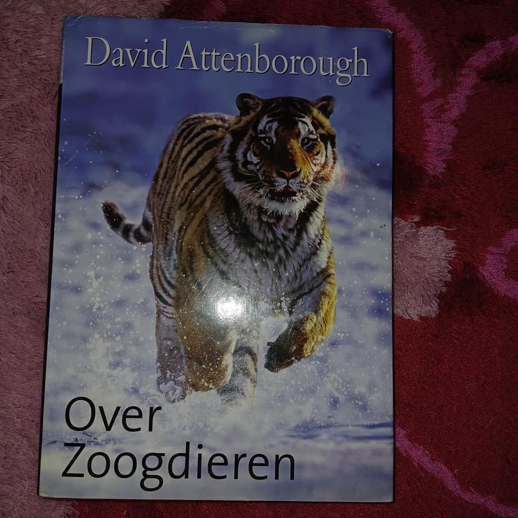 D. Attenborough - Over zoogdieren, D. Attenborough, Ophalen of Verzenden, Zo goed als nieuw, Paarden of Pony's