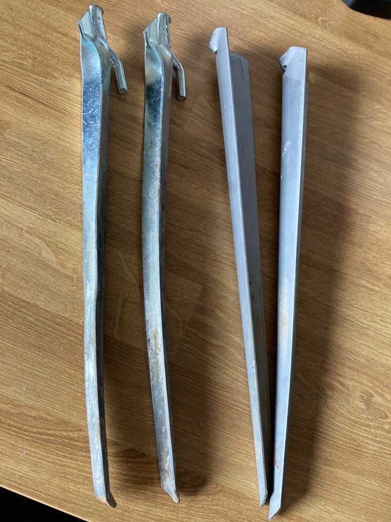 4 stormband haringen, Ophalen of Verzenden, Gebruikt