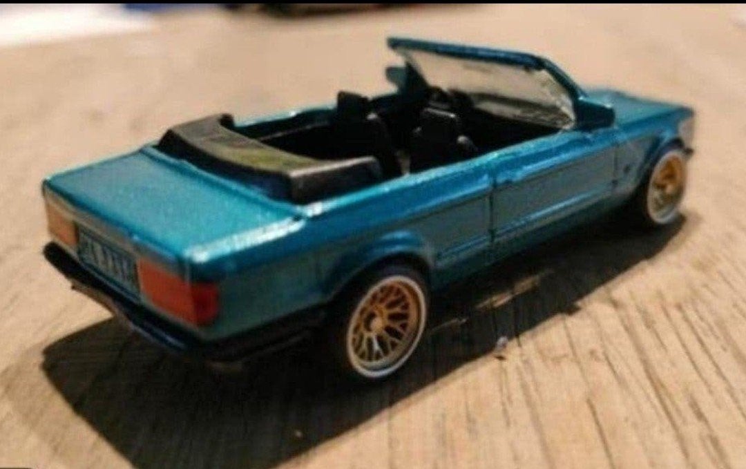 unieke handmade BMW 3 serie e 30,BBS velgen, nieuwe lak, Hobby en Vrije tijd, Modelauto's | 1:50, Ophalen of Verzenden, Zo goed als nieuw