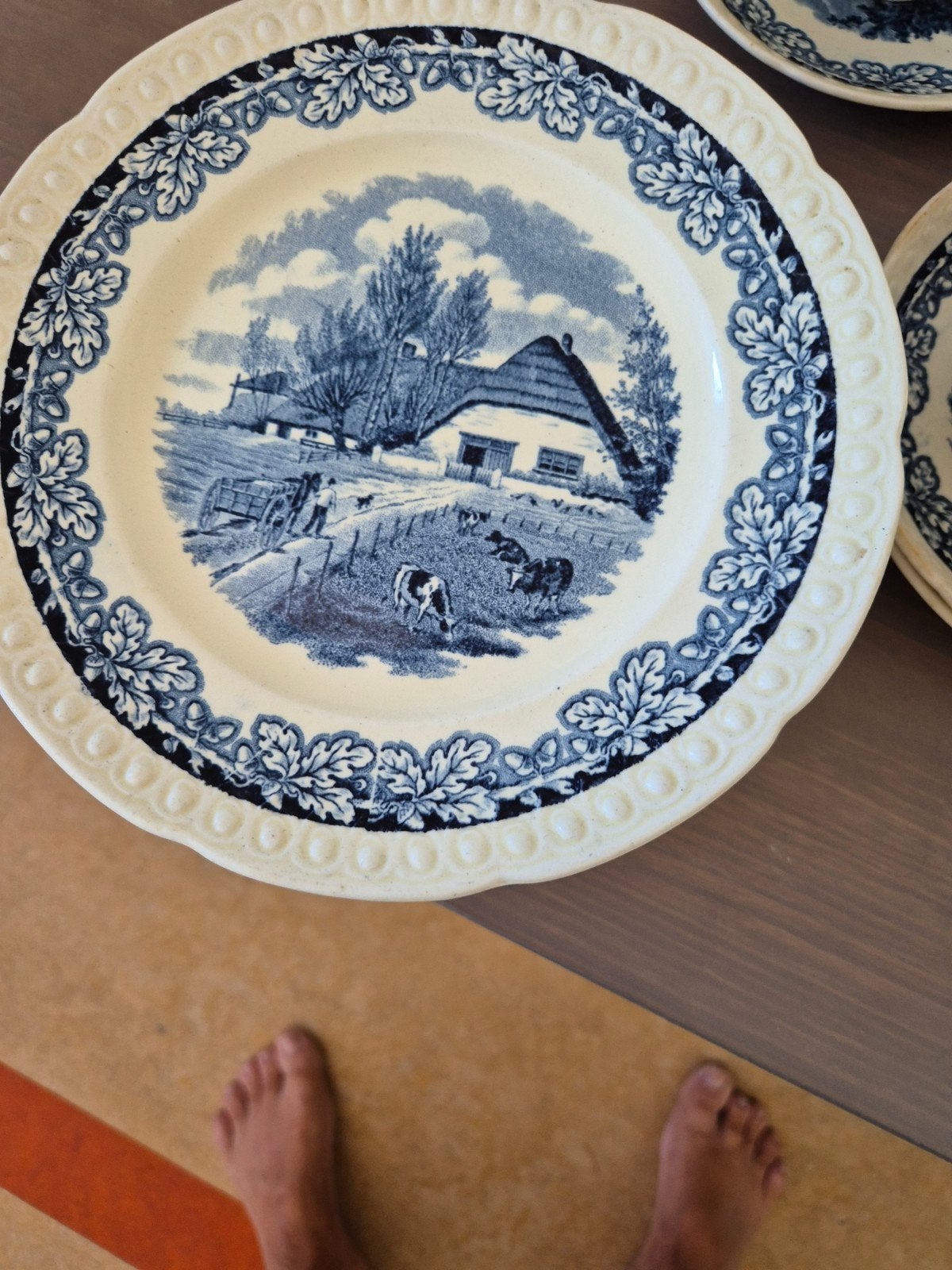 Antiek blauw-wit servies met landelijke taferelen, Ophalen of Verzenden