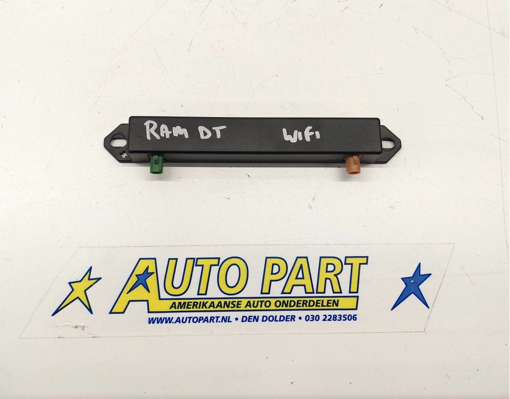 Dodge Ram DT wifi antenne module 2019-2024, Gebruikt, PO Box 21-8004 | Auburn Hills, MI 48321-8004, Amerikaanse onderdelen, Ophalen of Verzenden