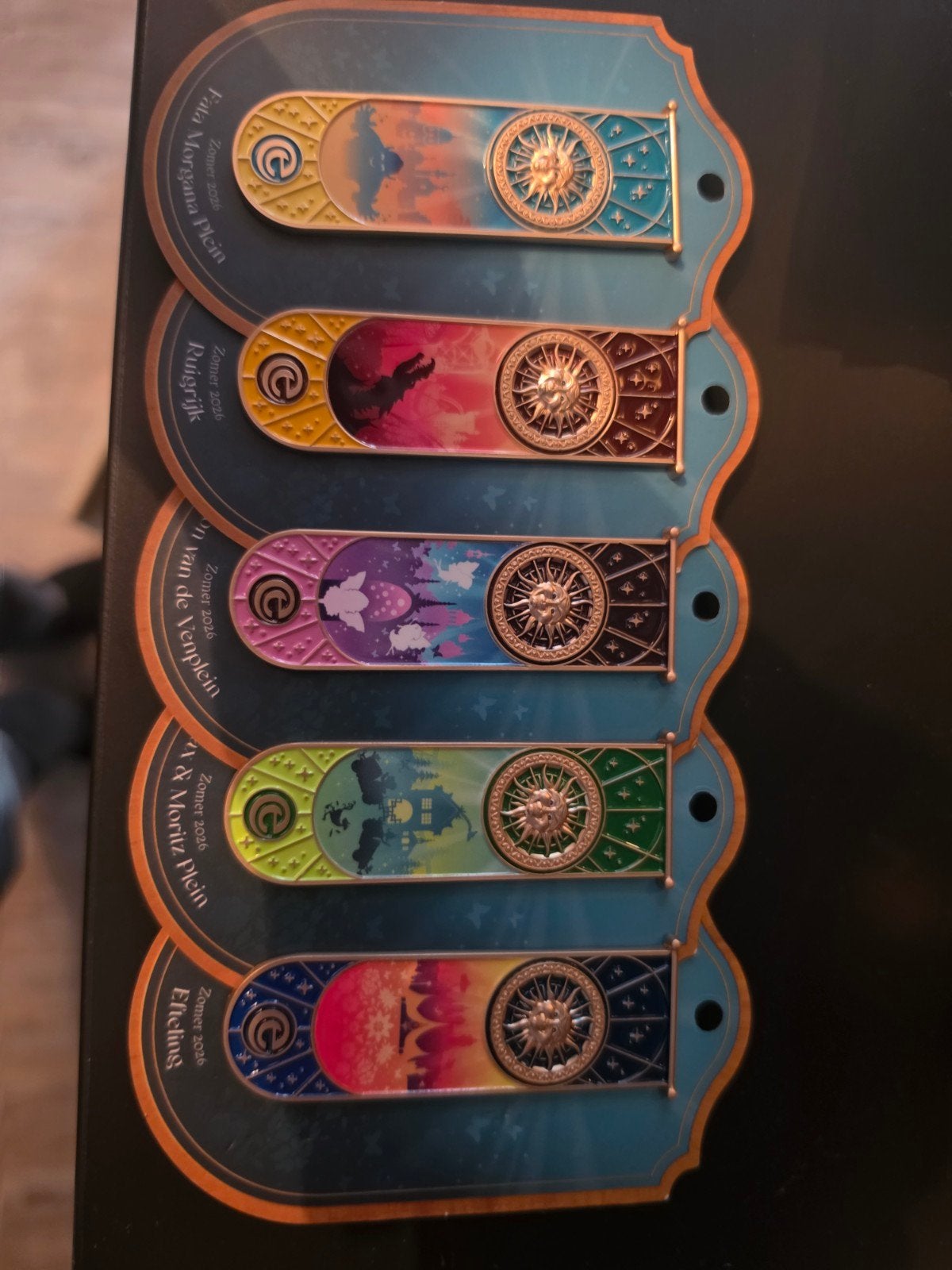 Efteling Zomer Vaandel Pins Set 2026 - Compleet, Verzenden, Nieuw