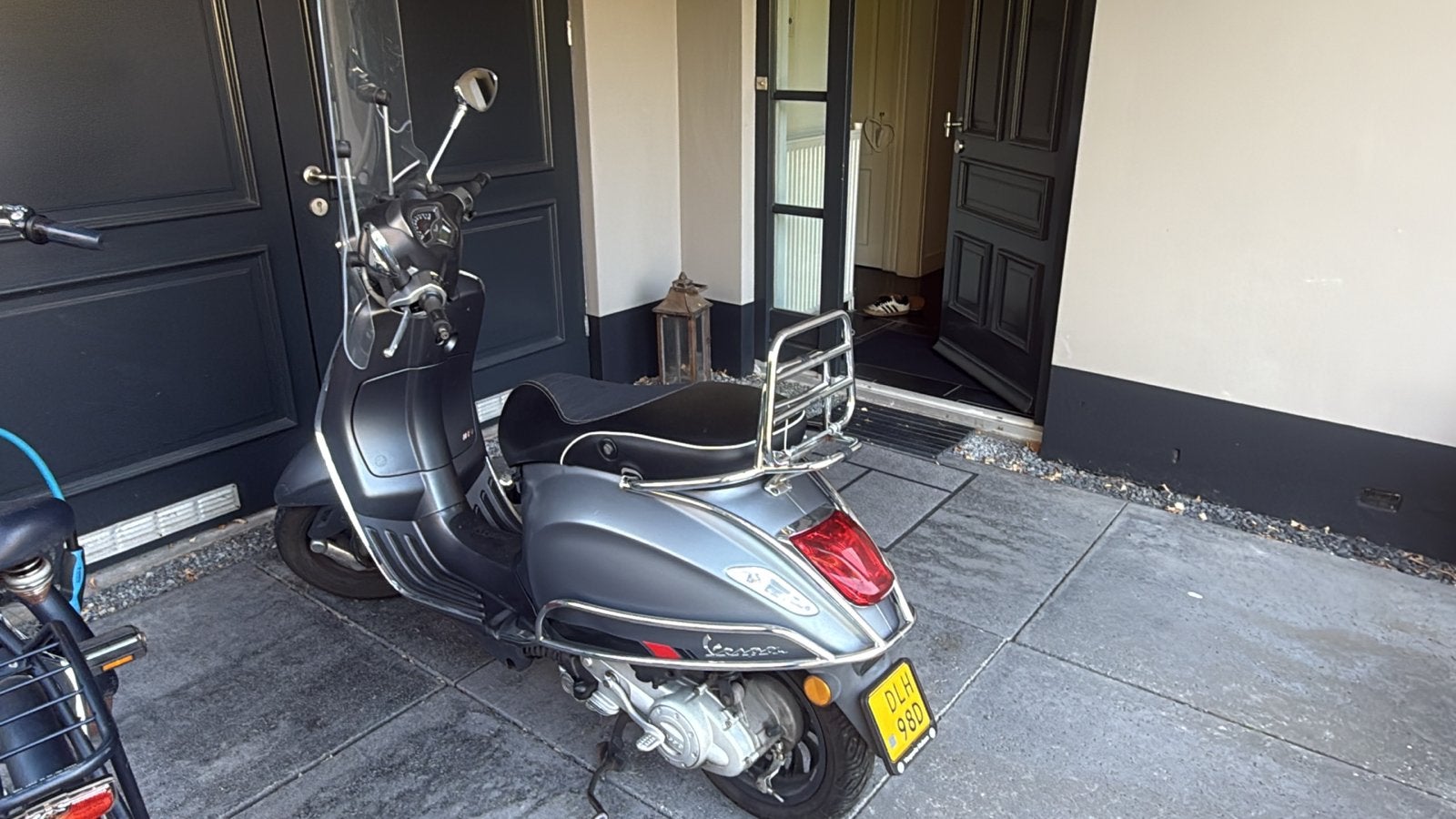 Vespa Sprint S Brom.- Goed onderhouden met lichte schade, Fietsen en Brommers, Ophalen, Gebruikt, Overige modellen, Maximaal 45 km/u