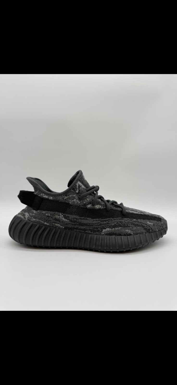 Adidas Yeezy Boost 350 V2 Dark Salt - Maat EU 43-44 LEES!!, Ophalen of Verzenden, Nieuw, Overige kleuren, Sneakers of Gympen