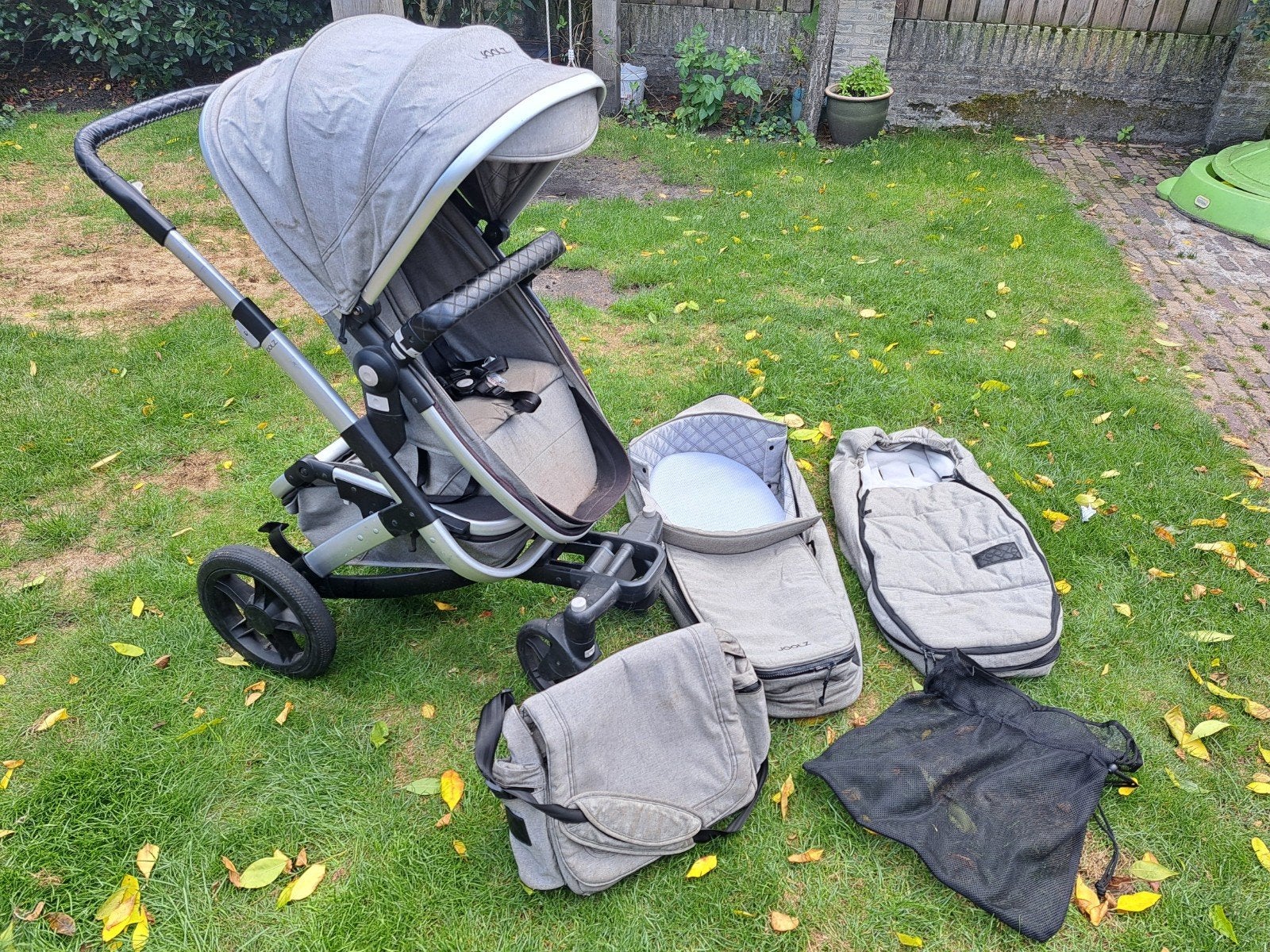 Joolz Geo 2 Combiwagen met reiswieg en accessoires, Kinderen en Baby's, Kinderwagens en Combinaties, Gebruikt, Met reiswieg, Ophalen