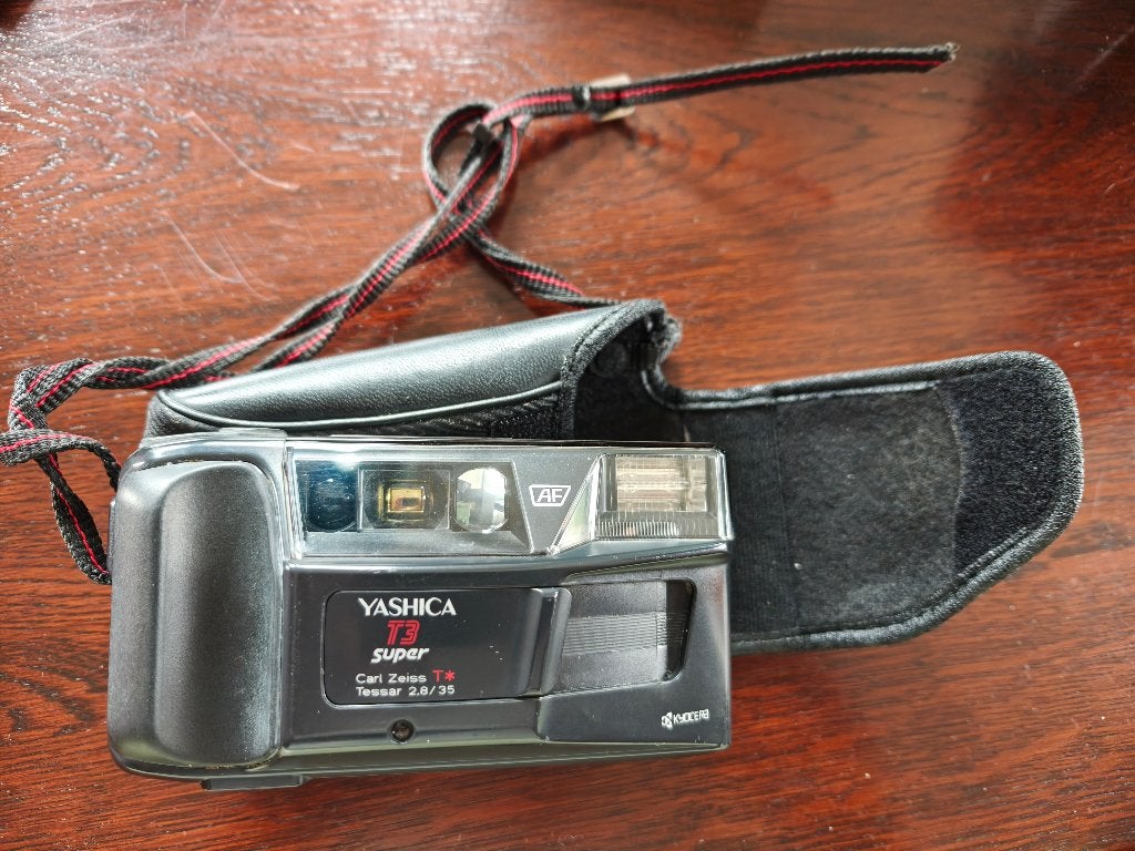 Yashica T3 Met Carl Zeiss 35mm f2.8 Tessar, Audio, Tv en Foto, Verzenden, Gebruikt, Compact, Overige Merken