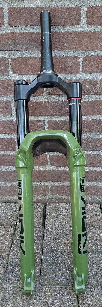 RockShox Lyrik Ultimate Charger 3 RC2 – 29", Gebruikt, Voorvork, Aluminium, Mountainbike