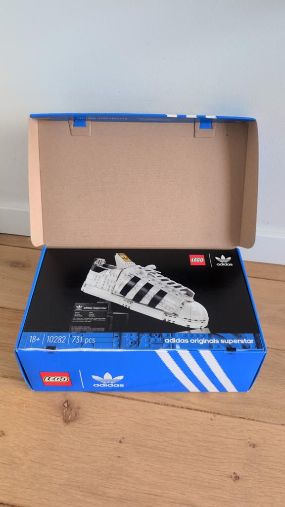 LEGO Adidas Originals Superstar (10282) - Nieuw in doos, Ophalen of Verzenden, Nieuw