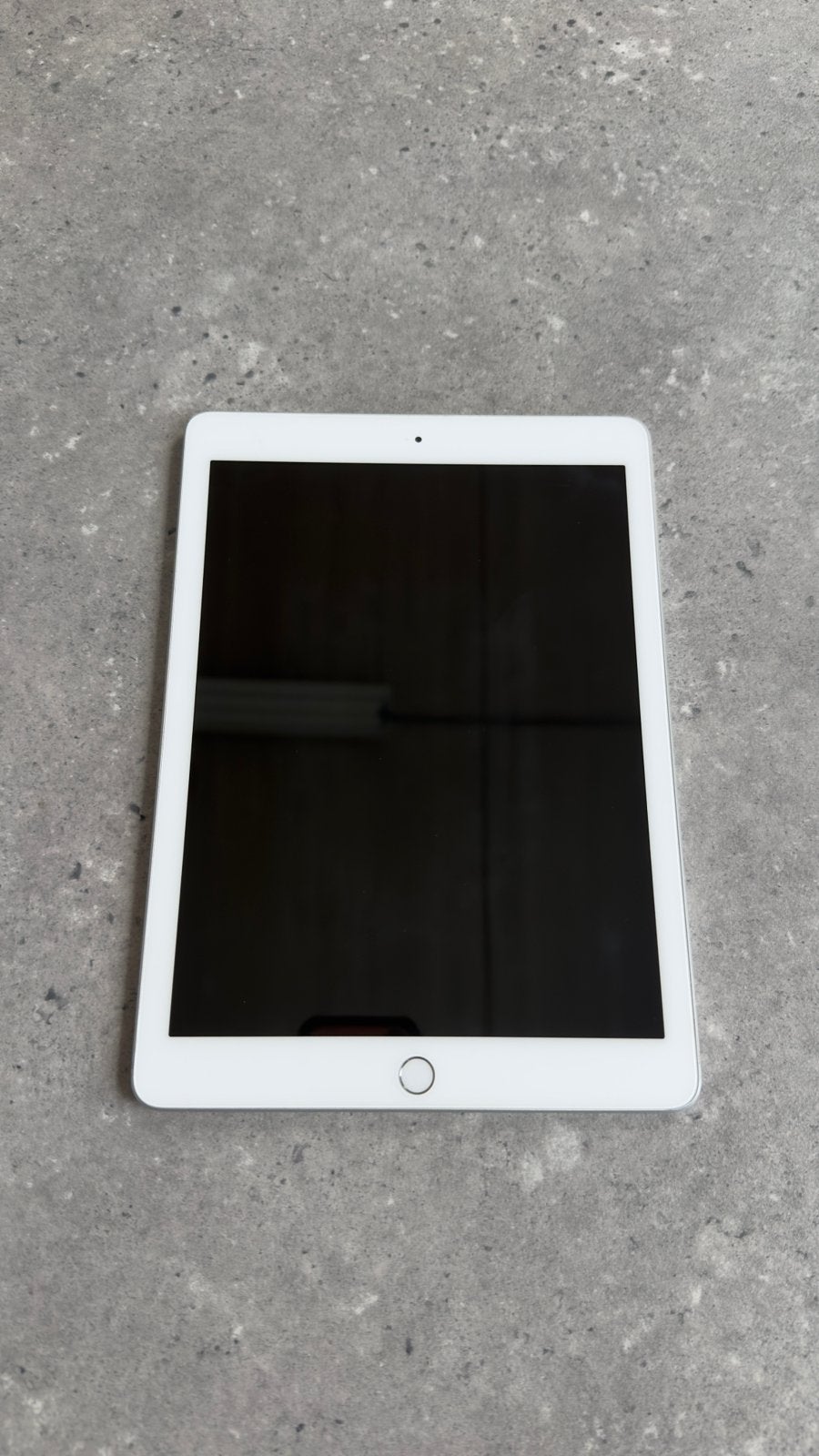 Apple IPad 9.7” 6e Generatie (2018), Computers en Software, Apple iPads, 32 GB, Apple iPad, Zo goed als nieuw, Ophalen