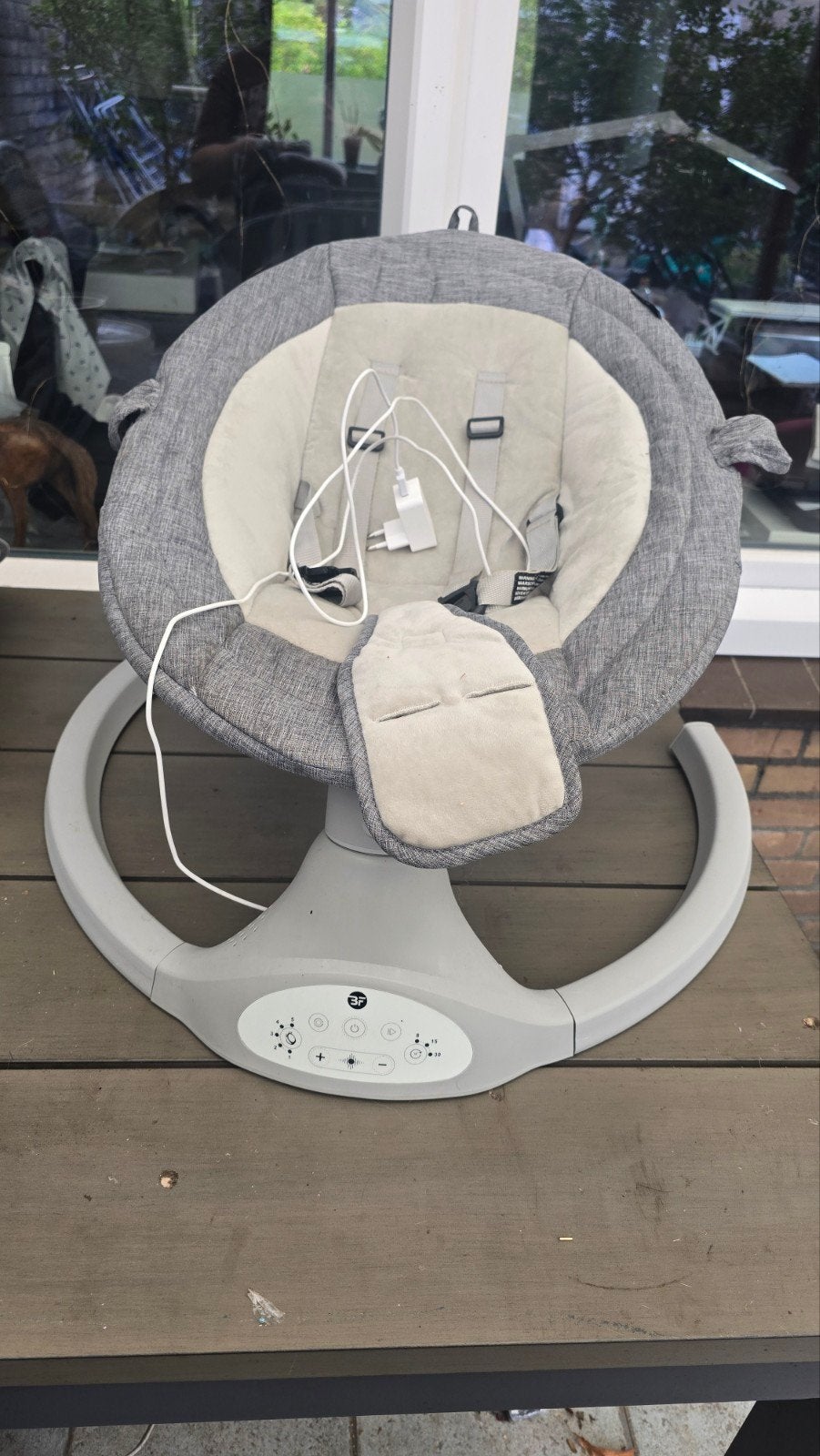 Elektrische schommelstoel voor baby's, Ophalen, Gebruikt