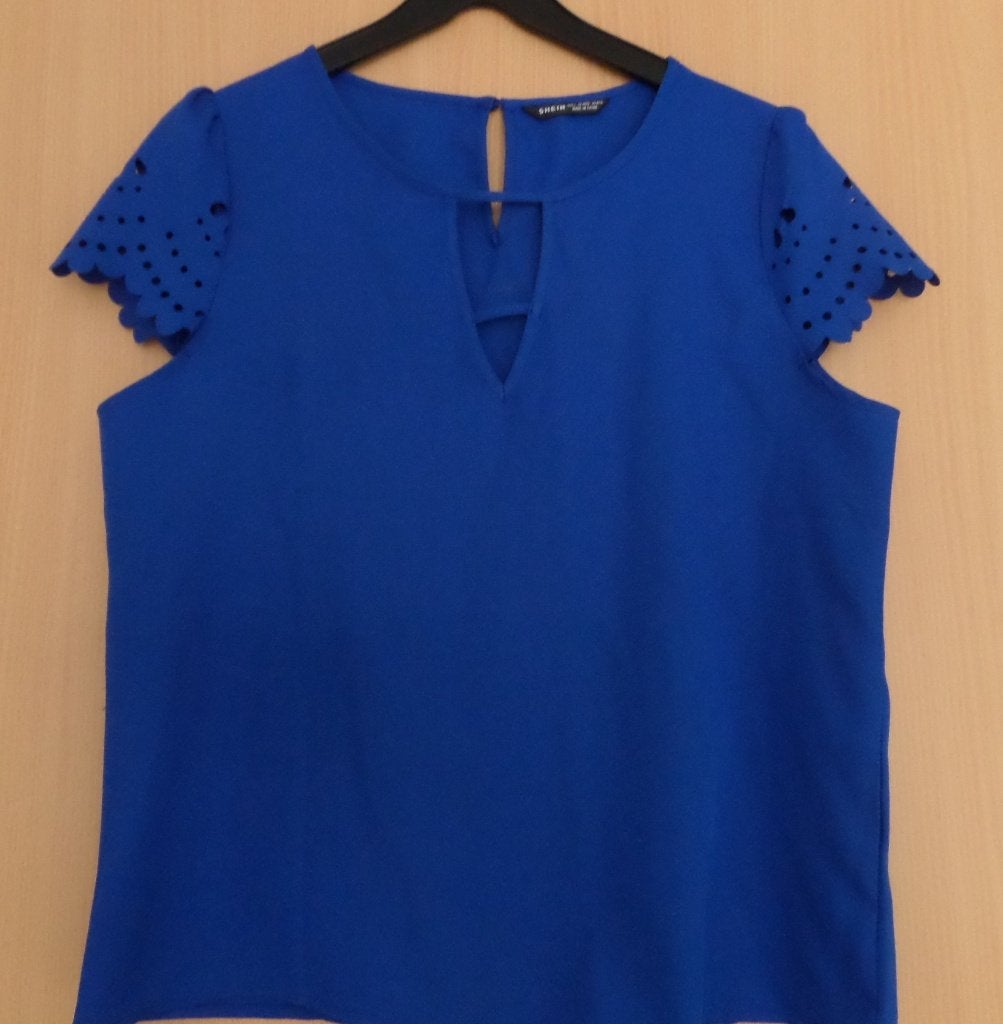 Kobaltblauwe top van Shein met aparte mouwtjes maat L, Kleding | Dames, Tops, Blauw, Maat 42/44 (L), Ophalen of Verzenden, Zo goed als nieuw
