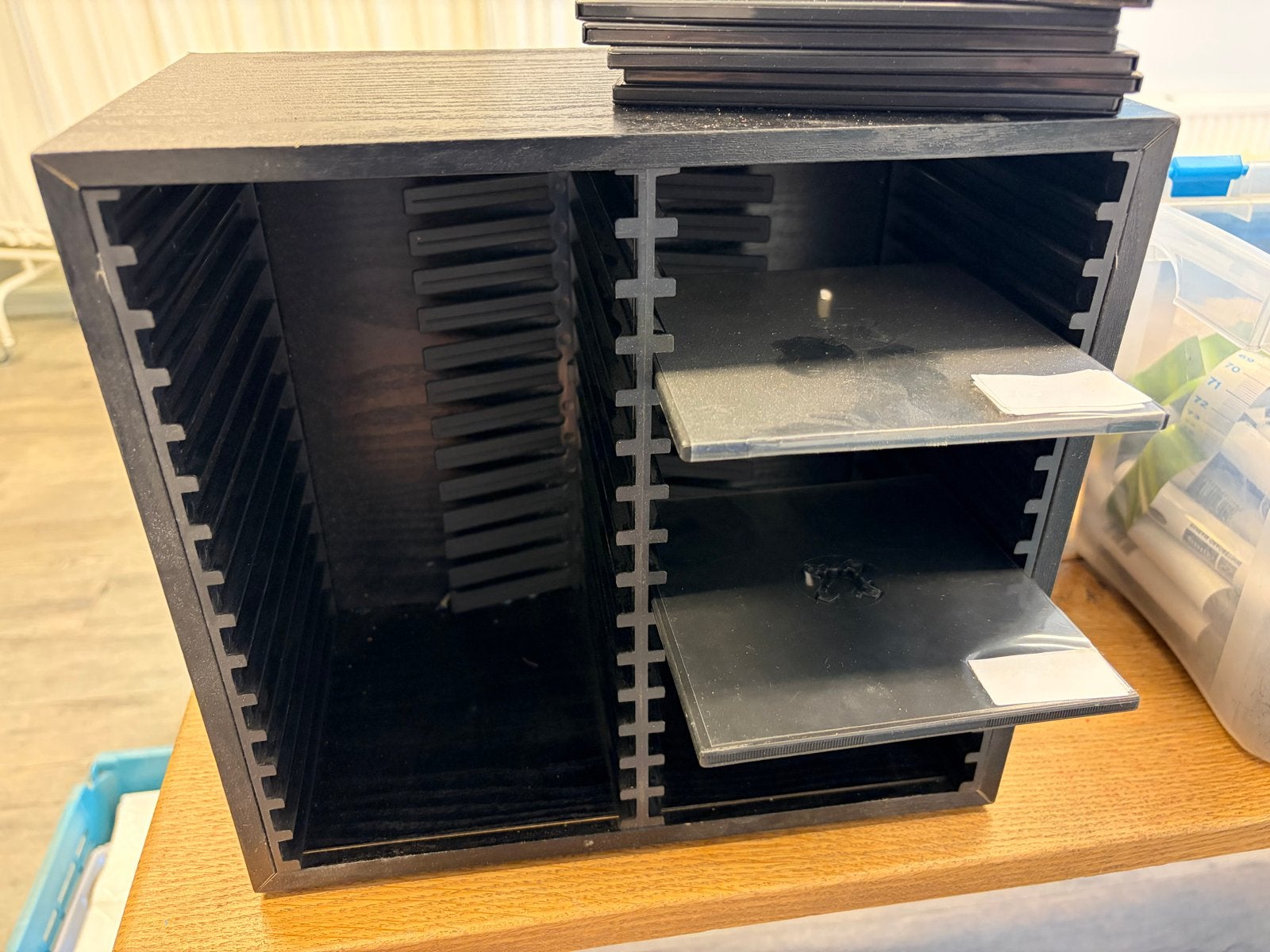 Droogrek voor kleiwerk (gerecycled CD-rek), Ophalen, Kunststof, Gebruikt, 150 discs of meer