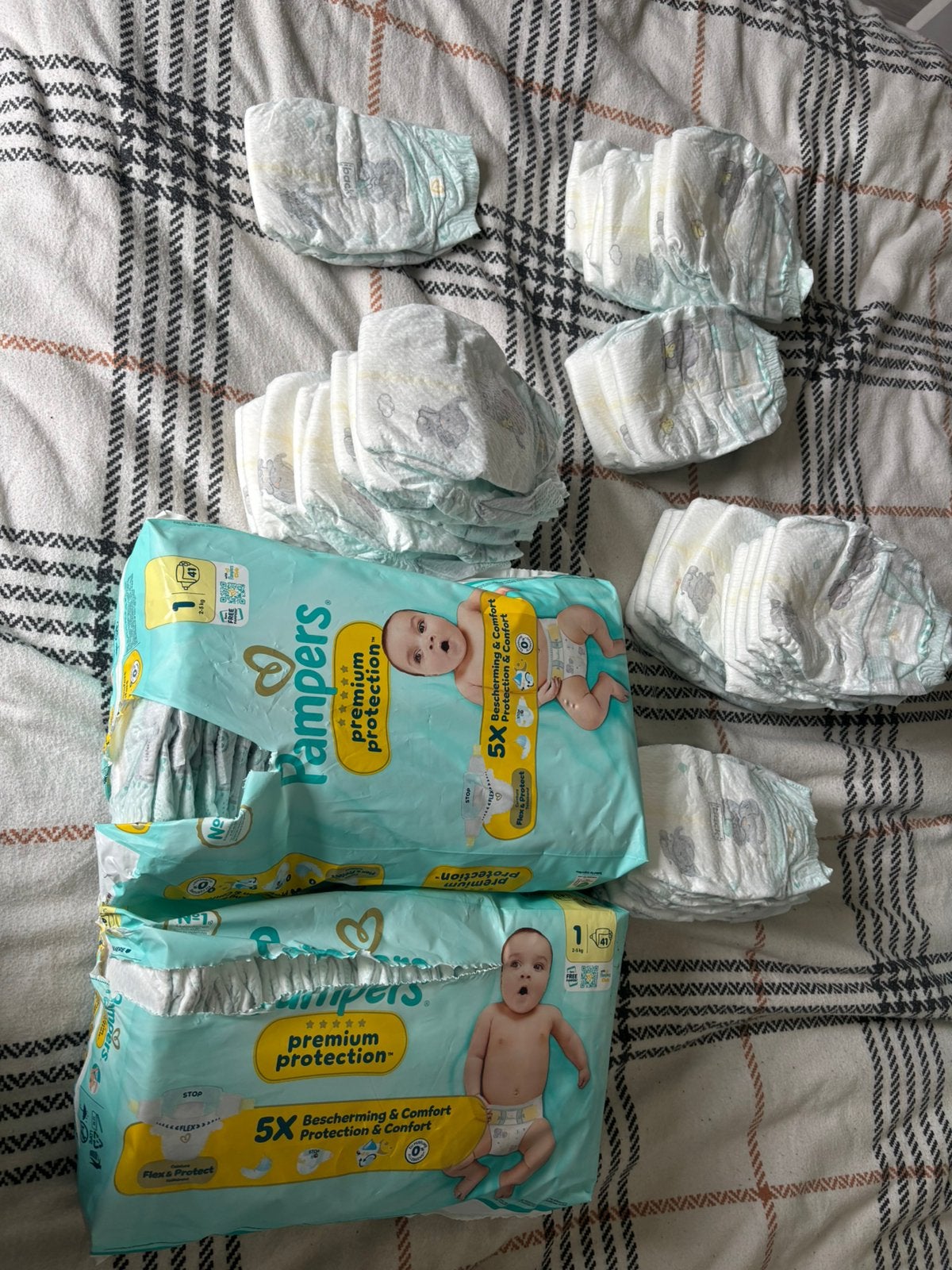 Pampers luiers maat 1, Ophalen, Zo goed als nieuw, Jongetje of Meisje, Zwemluier