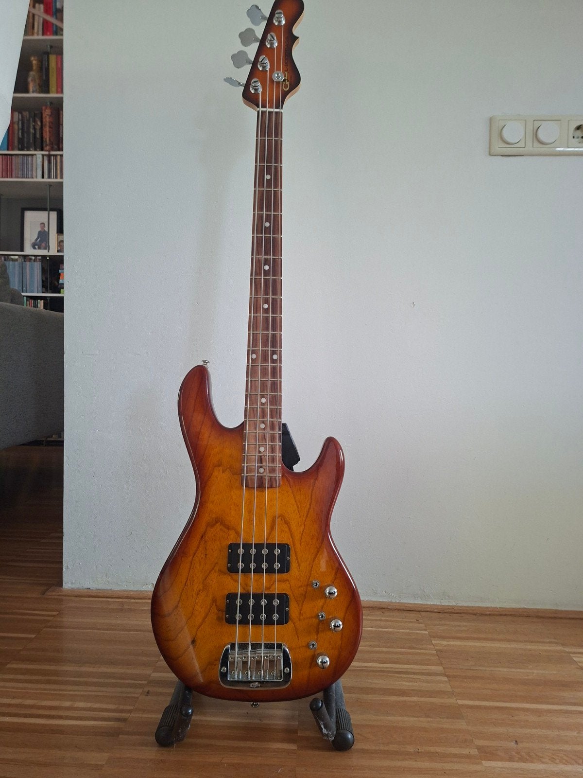 G&L-2000 Tribute basgitaar, Ophalen, Zo goed als nieuw, Elektrisch