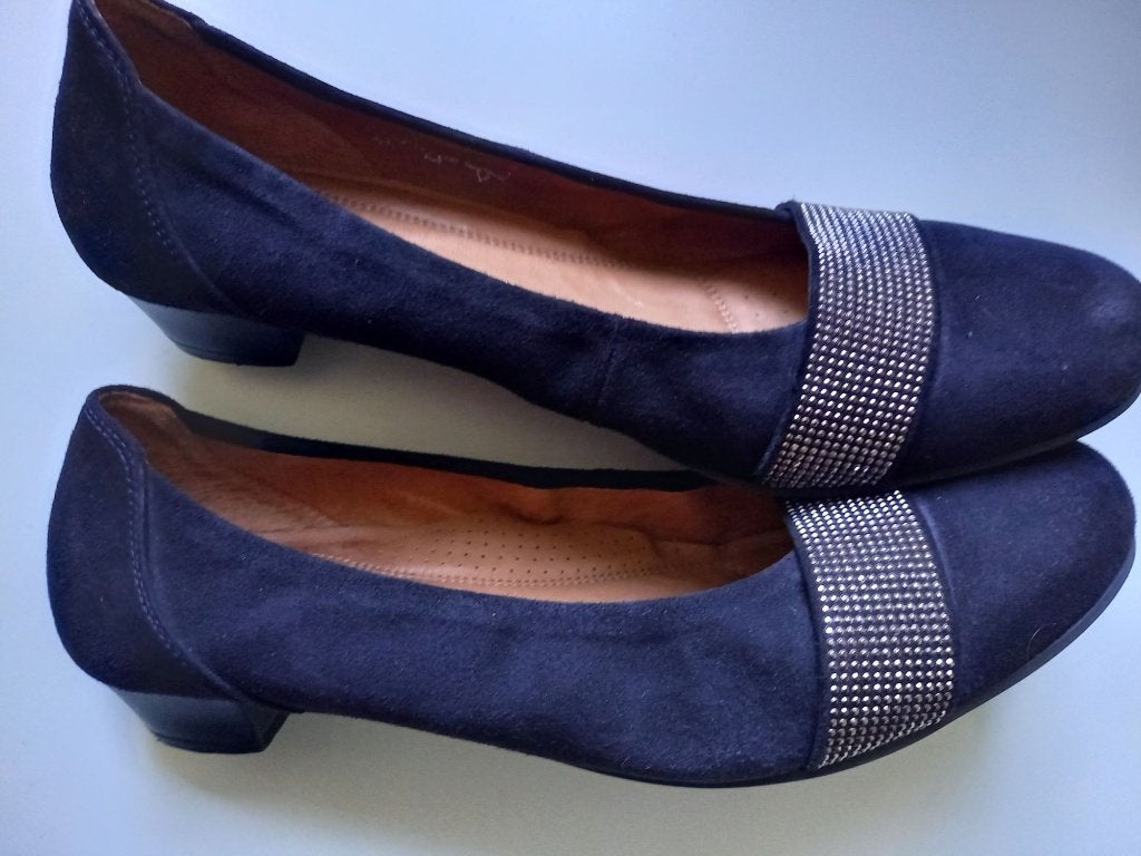 Gabor donkerblauwe pumps schoentje, maat 8 - 42, Kleding | Dames, Schoenen met lage hakken, Gabor, Zo goed als nieuw, Verzenden