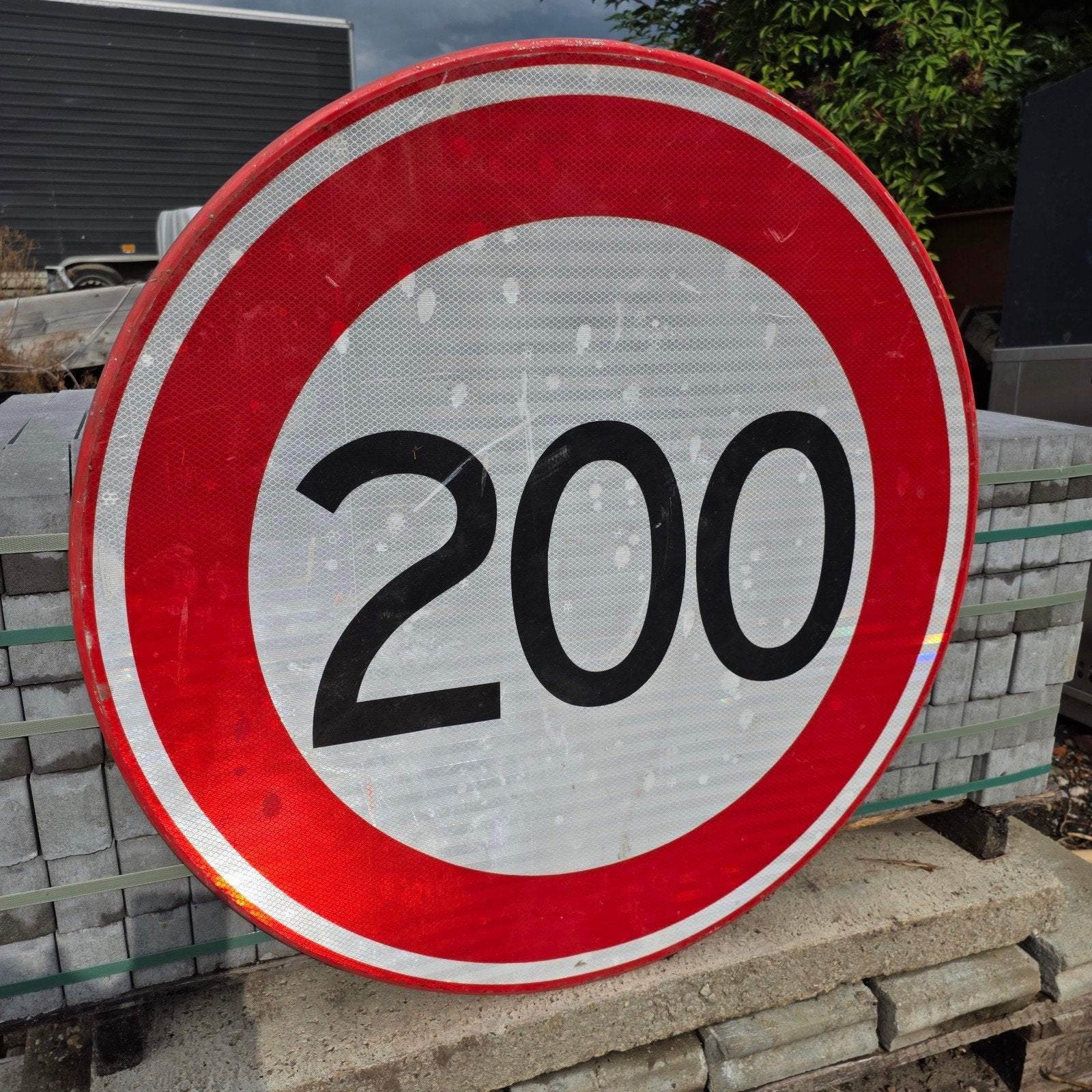 Verkeersbord 200 km/u, Ophalen, Gebruikt