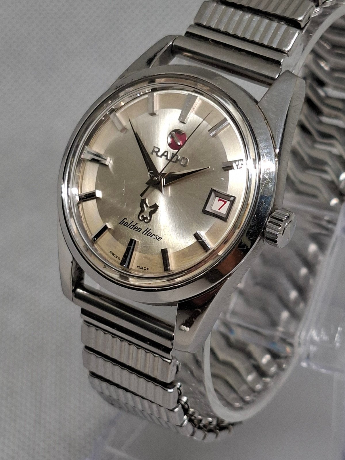 Rado Golden Horse 11675/2, Verzenden