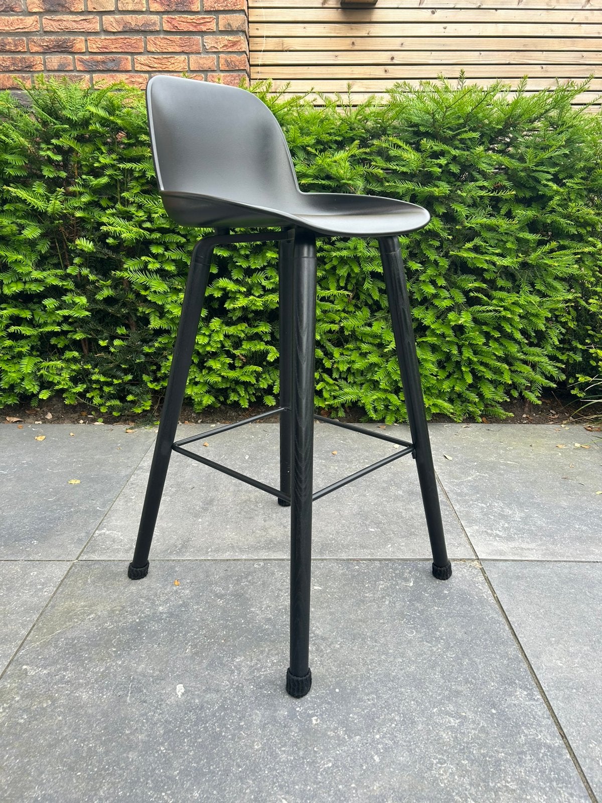 Zuiver barkruk zwart 2 stuks, Huis en Inrichting, Barkrukken, Met voetsteun, Zo goed als nieuw, 90 cm of meer, 2 krukken