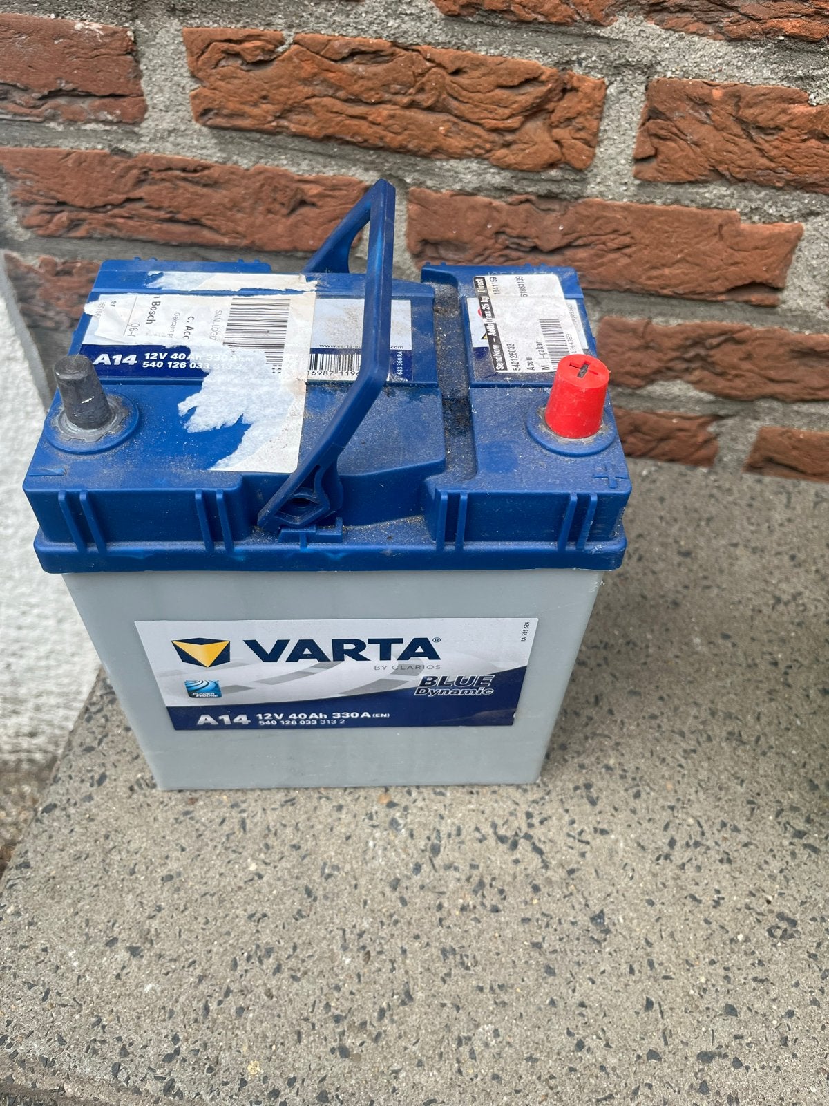 Nieuwe Varta Blue Dynamic A14 Accu - 12V 40Ah 330A (EN), Ophalen, Nieuw