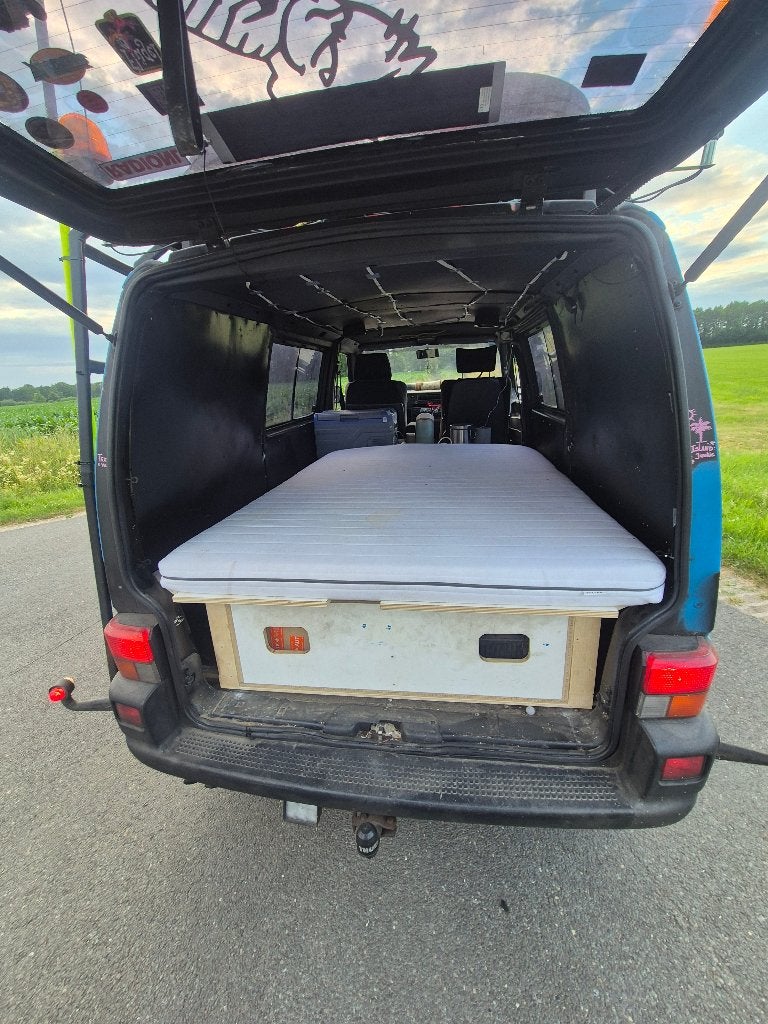 Volkswagen Transporter 1.9 td carbage run /mega run auto, Auto's, Bestelauto's, Particulier, Volkswagen, Diesel, Handgeschakeld