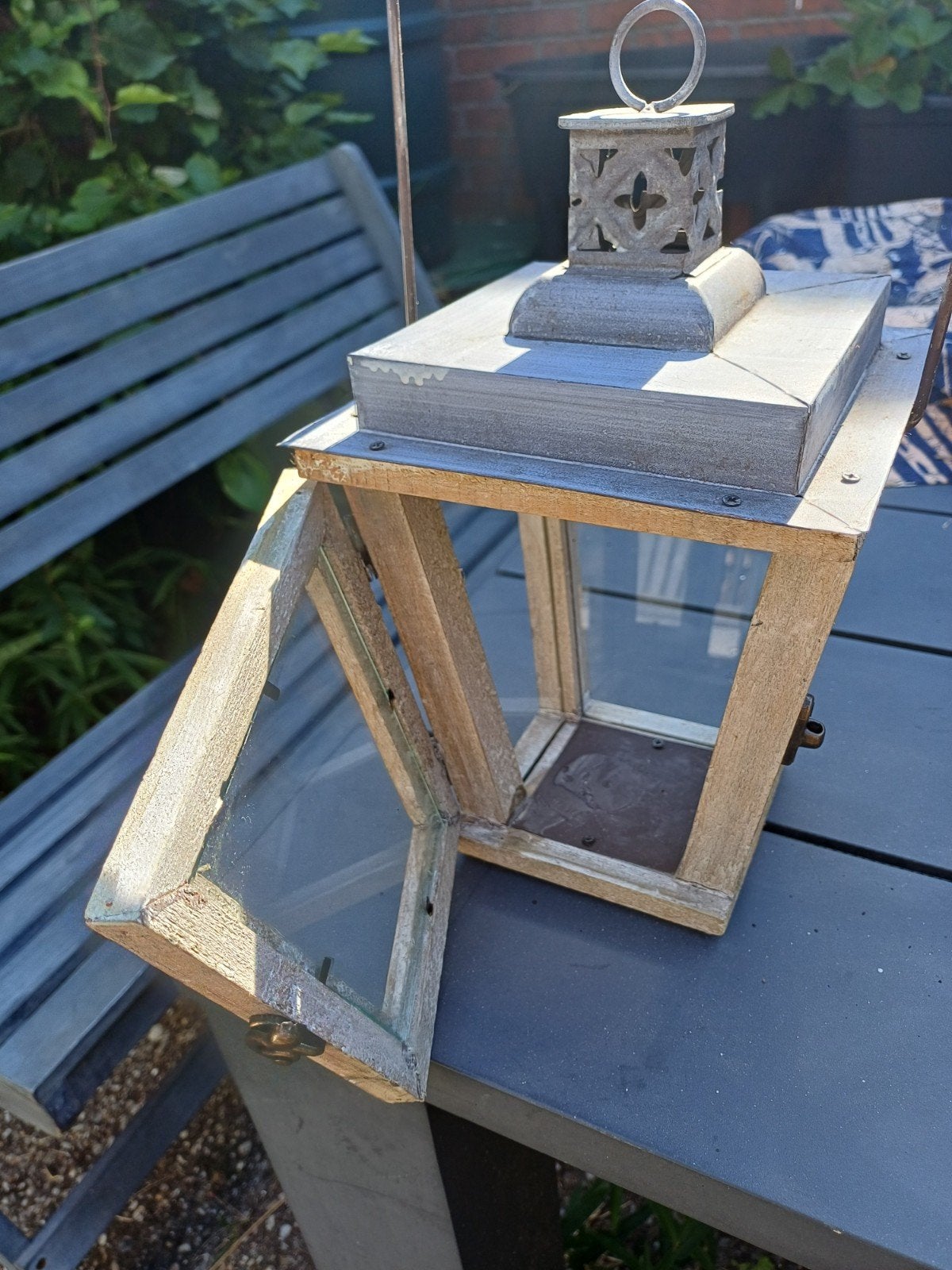 Decoratieve houten lantaarn met glazen panelen, Ophalen of Verzenden