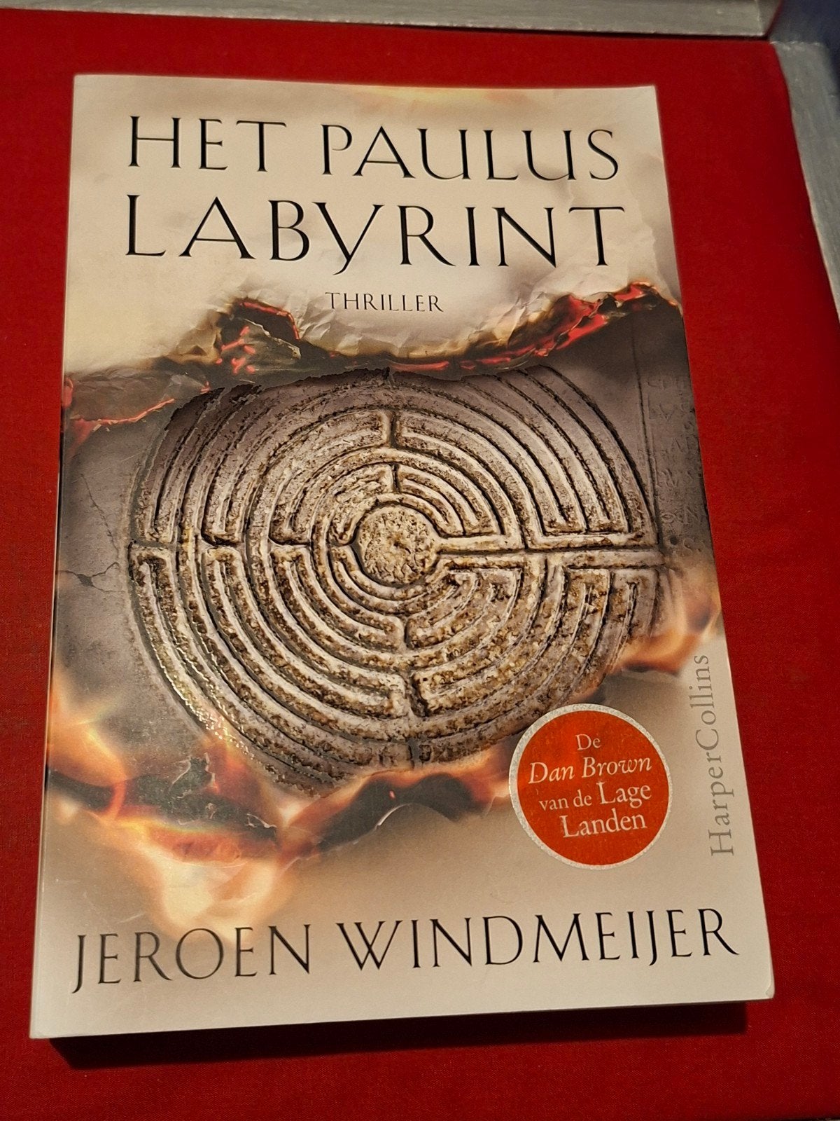 GESIGNEERD HET PAULUS LABYRINT. - Jeroen Windmeijer., Boeken, Thrillers, Ophalen of Verzenden, Zo goed als nieuw