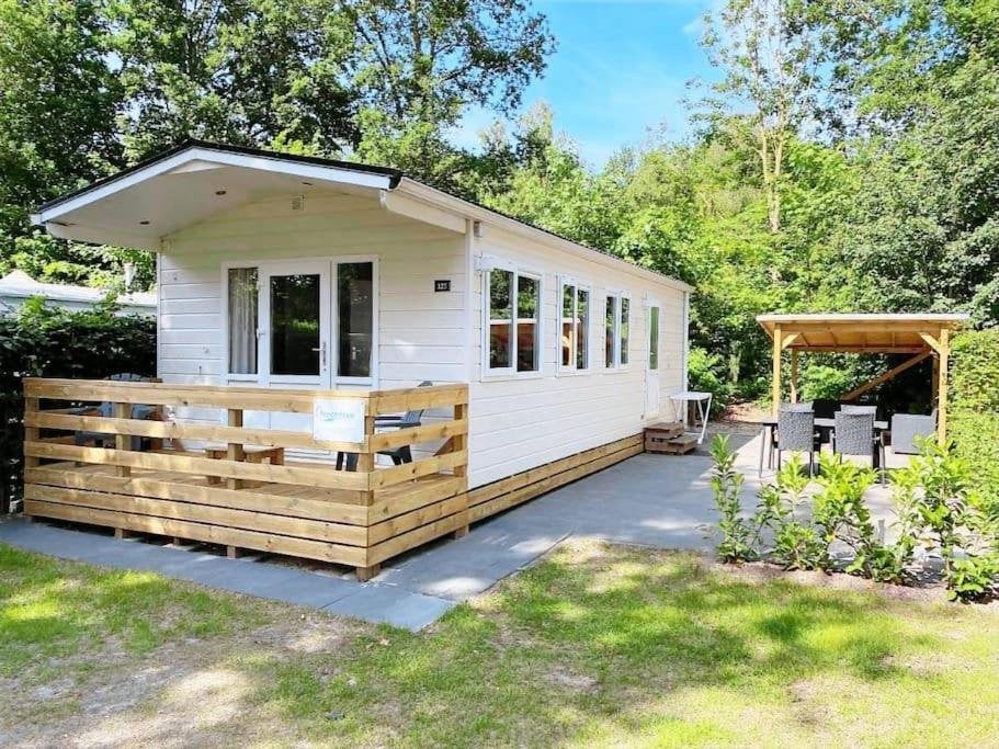 chalet 125 camping de pallegarste, Tv, Aan meer of rivier, 2 slaapkamers, Recreatiepark