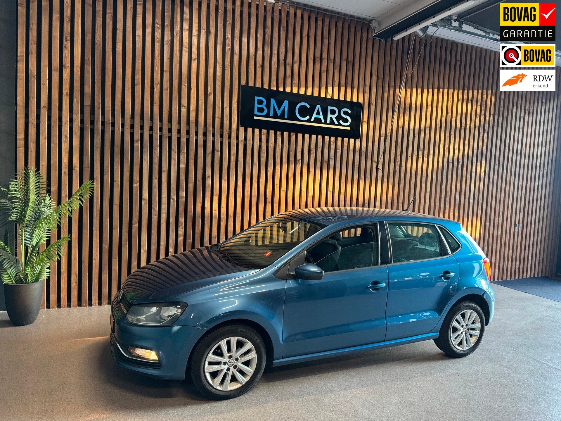 Volkswagen Polo 1.0 Comfortline Airco, Auto's, Volkswagen, Euro 6, Blauw, Bedrijf, Handgeschakeld
