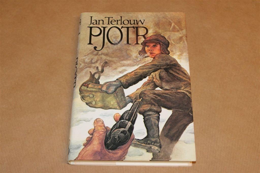Pjotr van Jan Terlouw — Klassieke Jeugdroman [Siberië], Ophalen of Verzenden, Zo goed als nieuw
