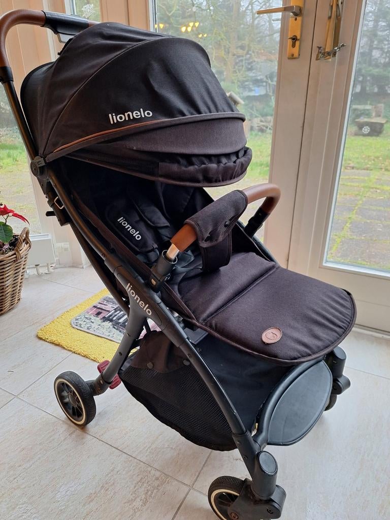 Lionelo Lichtgewicht Kinderwagen Zwart, Ophalen, Gebruikt, Overige merken