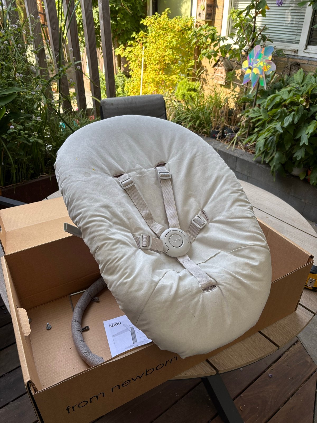 Stokke Nomi newbord - in goede staat, Kinderen en Baby's, Ophalen of Verzenden, Zo goed als nieuw, Overige typen