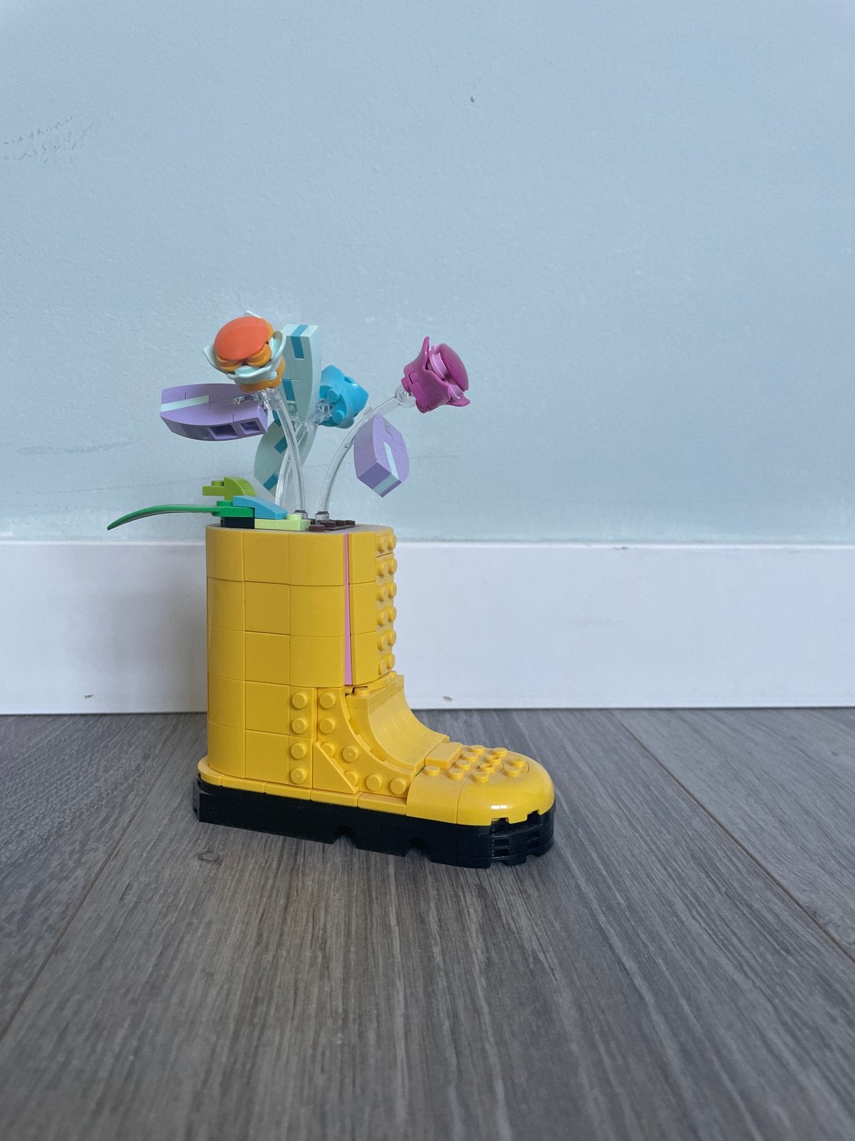 Lego Bloemen in Gele Laars - Uniek Bouwpakket in