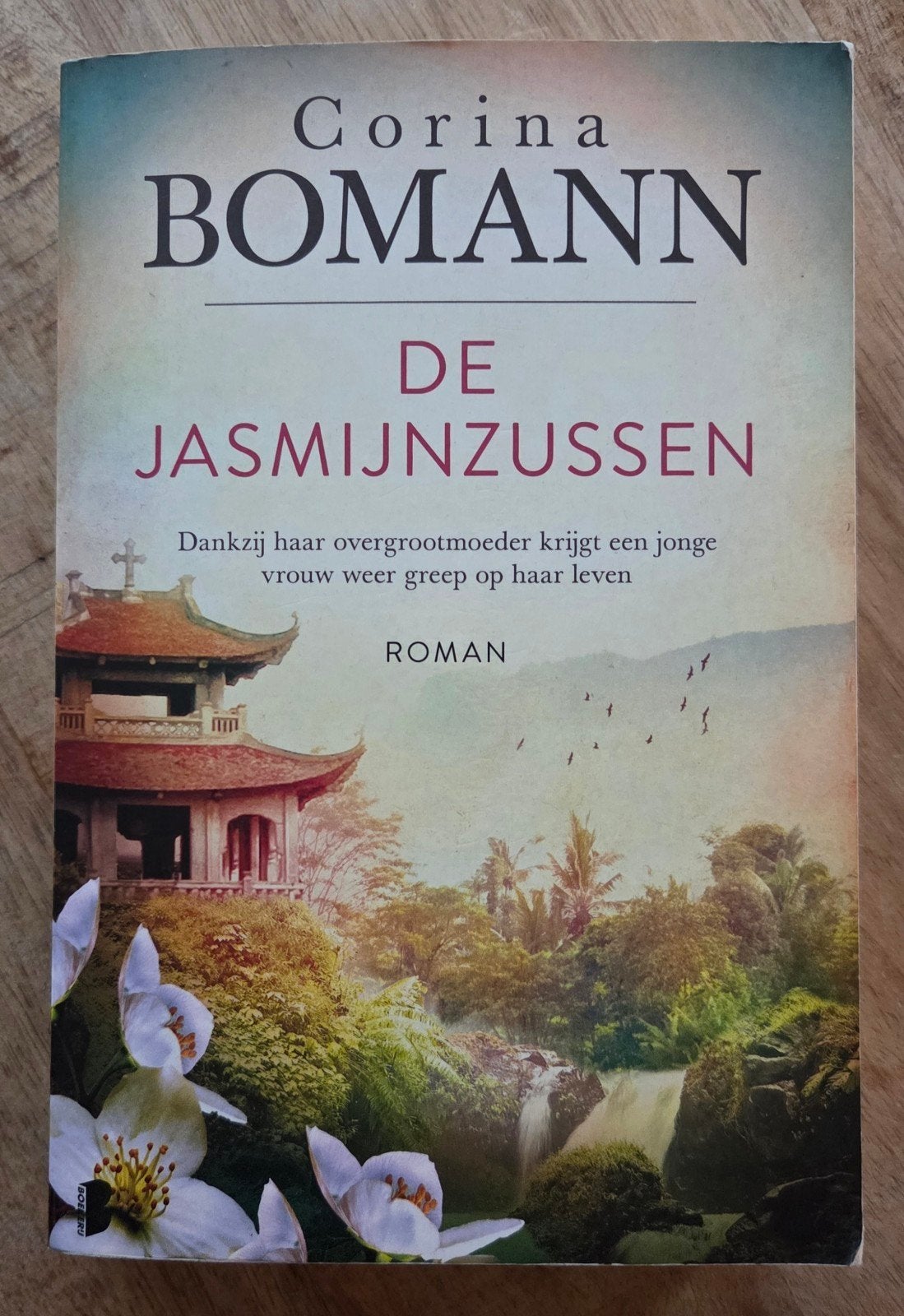 Corina Bomann - De jasmijnzussen, Ophalen of Verzenden, Gelezen, Corina Bomann