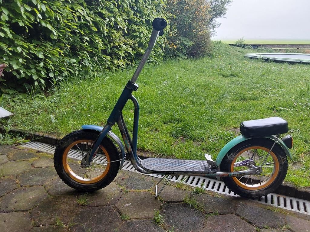Autoped met luchtbanden - step, Fietsen en Brommers, Steps, Gebruikt, Gewone step, Ophalen