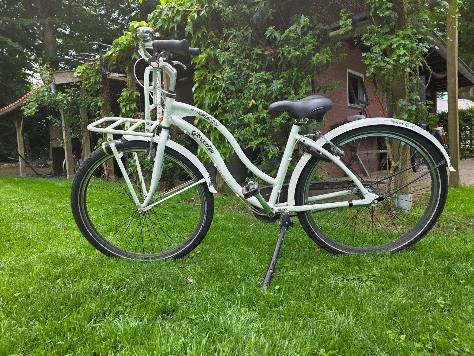 Gazelle Damesfiets met voordrager - Wit, Fietsen en Brommers, Terugtraprem, Gebruikt, Versnellingen, Gazelle