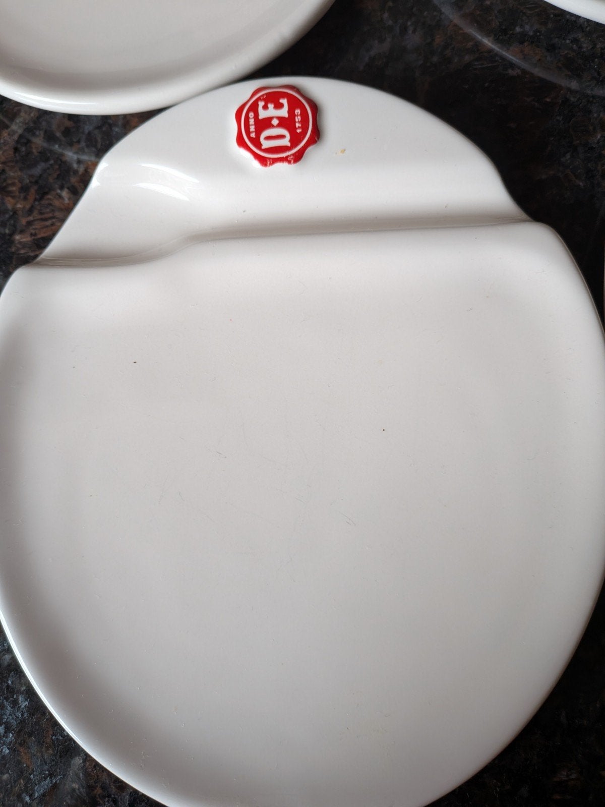6 Douwe Egberts gebakschotels in goede staat, Overige merken, Keramiek, Vintage, Ophalen of Verzenden