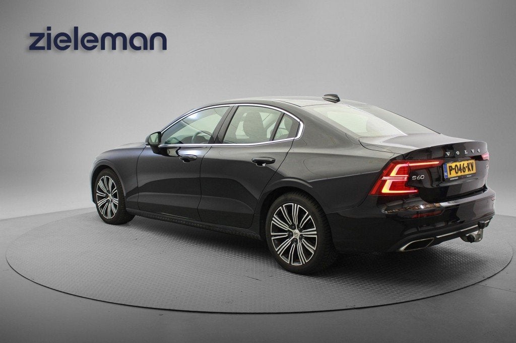 Volvo S60 2.0 B3 Inscription Automaat - Carplay, Camera, Lee, 1800 kg, 4 cilinders, S60, Origineel Nederlands