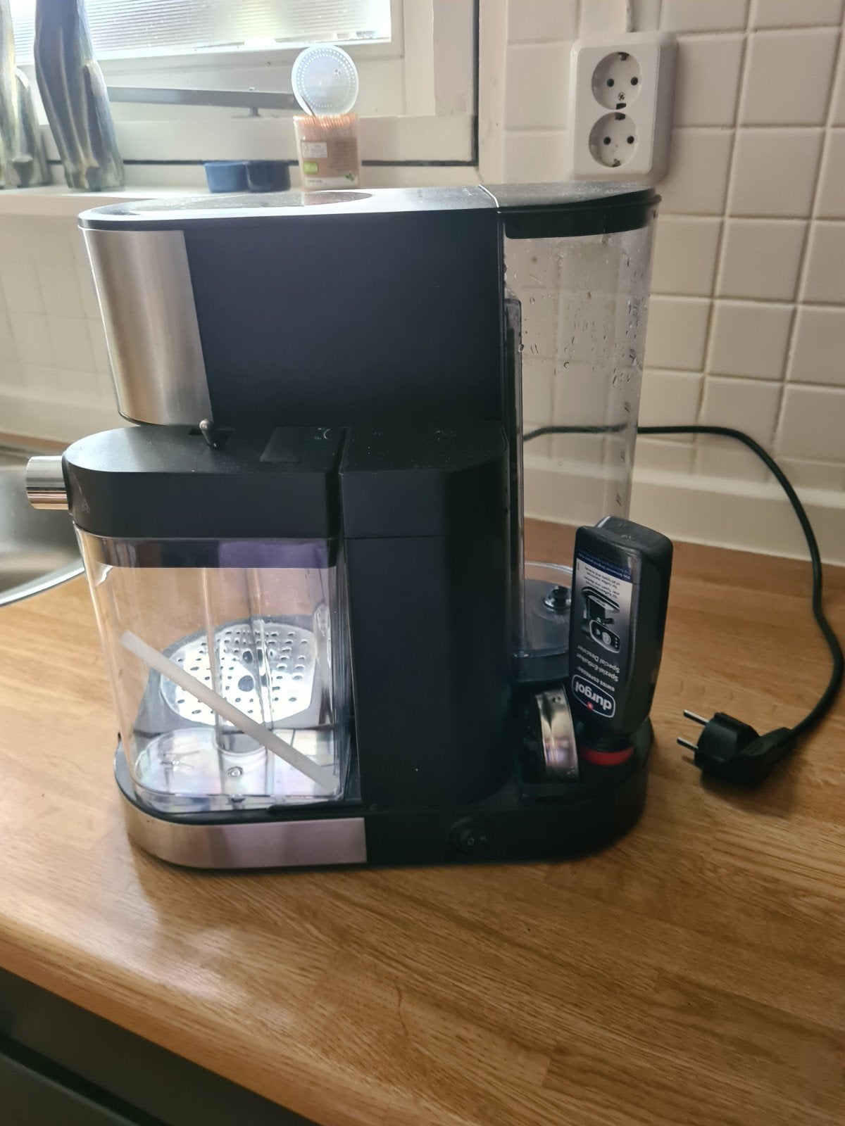 SilverCrest Espresso/Koffiemachine met melkopschuimer, Ophalen, Afneembaar waterreservoir, Gemalen koffie, Zo goed als nieuw