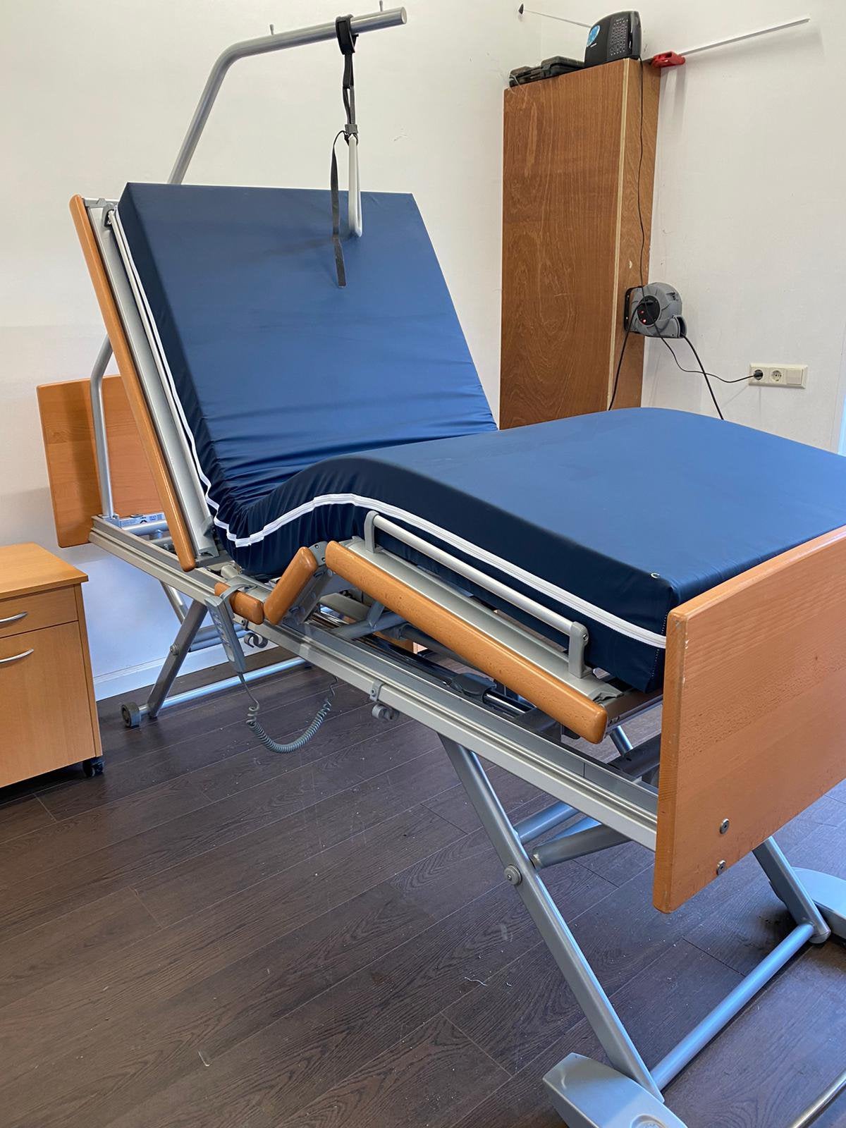 Hooglaag bed 200x90 kan extra laag!, Diversen, Ophalen, Gebruikt