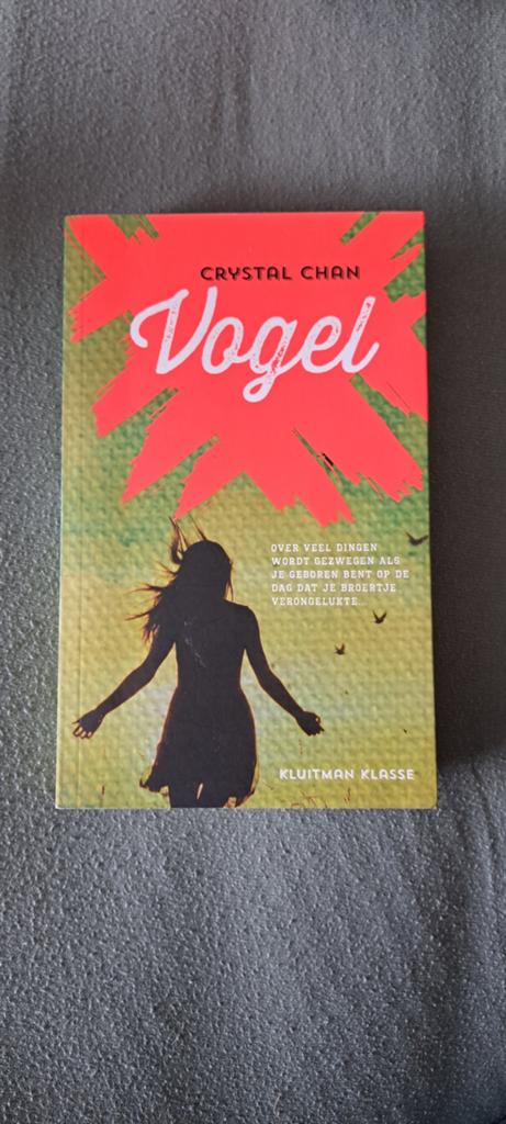 Vogel - Crystal Chan (Kluitman Klasse), Ophalen of Verzenden, Zo goed als nieuw, Crystal Chan, Nederland