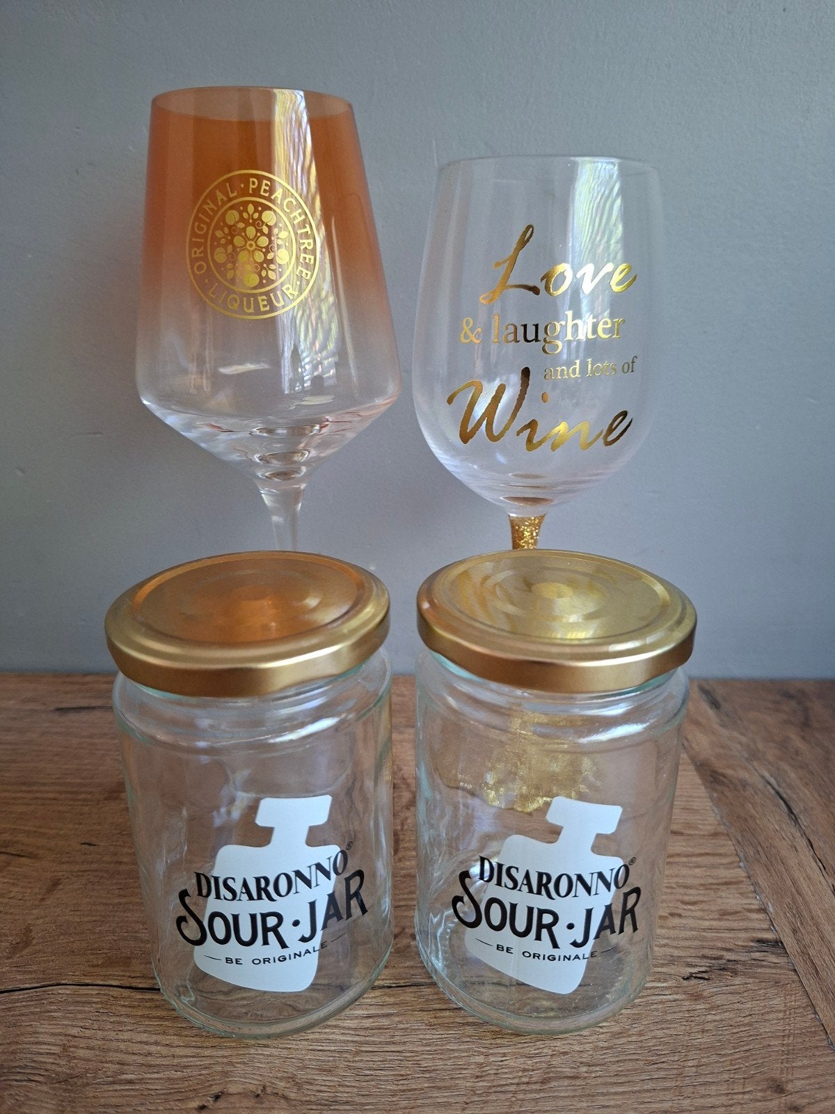 Gratis glazen (wijnglas, peachtree glas en disaronno jars), Ophalen, Gebruikt, Overige typen