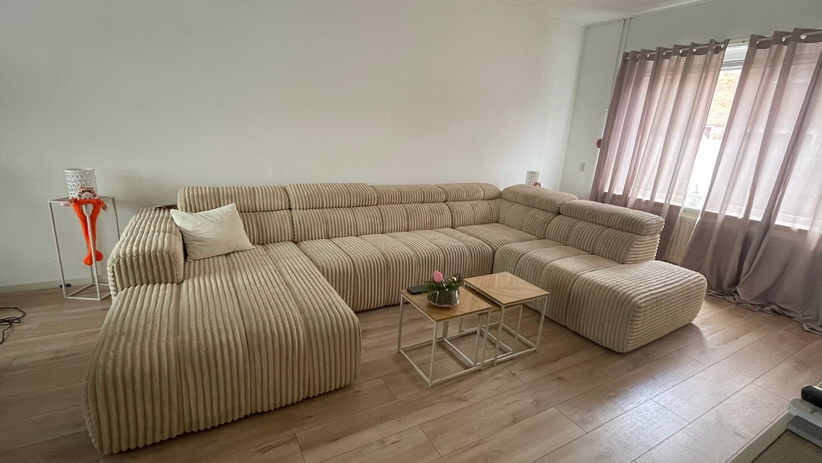Grote geribbelde beige bank, Ophalen, Ribbel, Hoekbank, 300 cm of meer