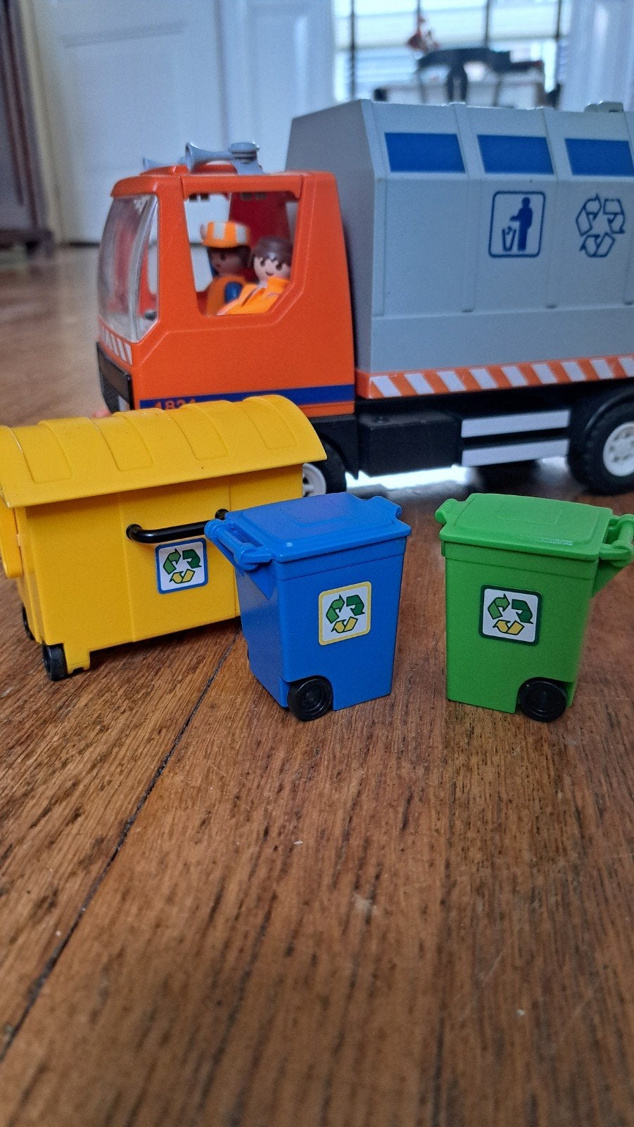 playmobiel vuilniswagen 4418 met 2 mannetjes en containers, Kinderen en Baby's, Ophalen of Verzenden, Gebruikt