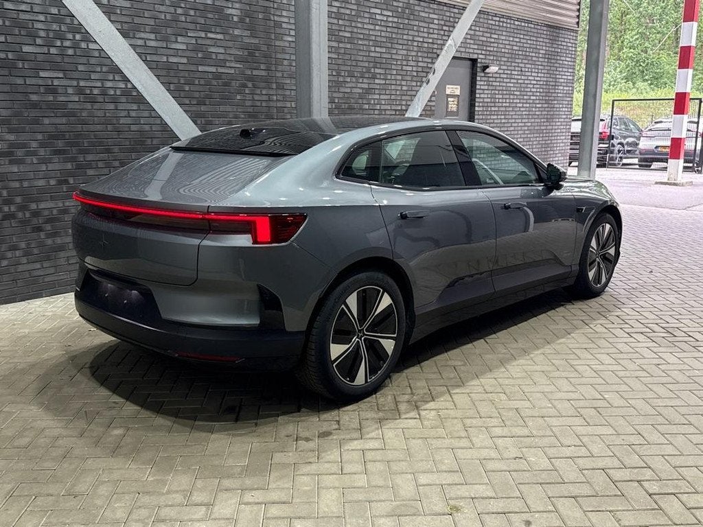 Polestar 4 Long Range Single motor Plus 100 kWh | Plus | Pil, Auto's, Polestar, Automaat, Achterwielaandrijving, 100 kWh, 2205 kg