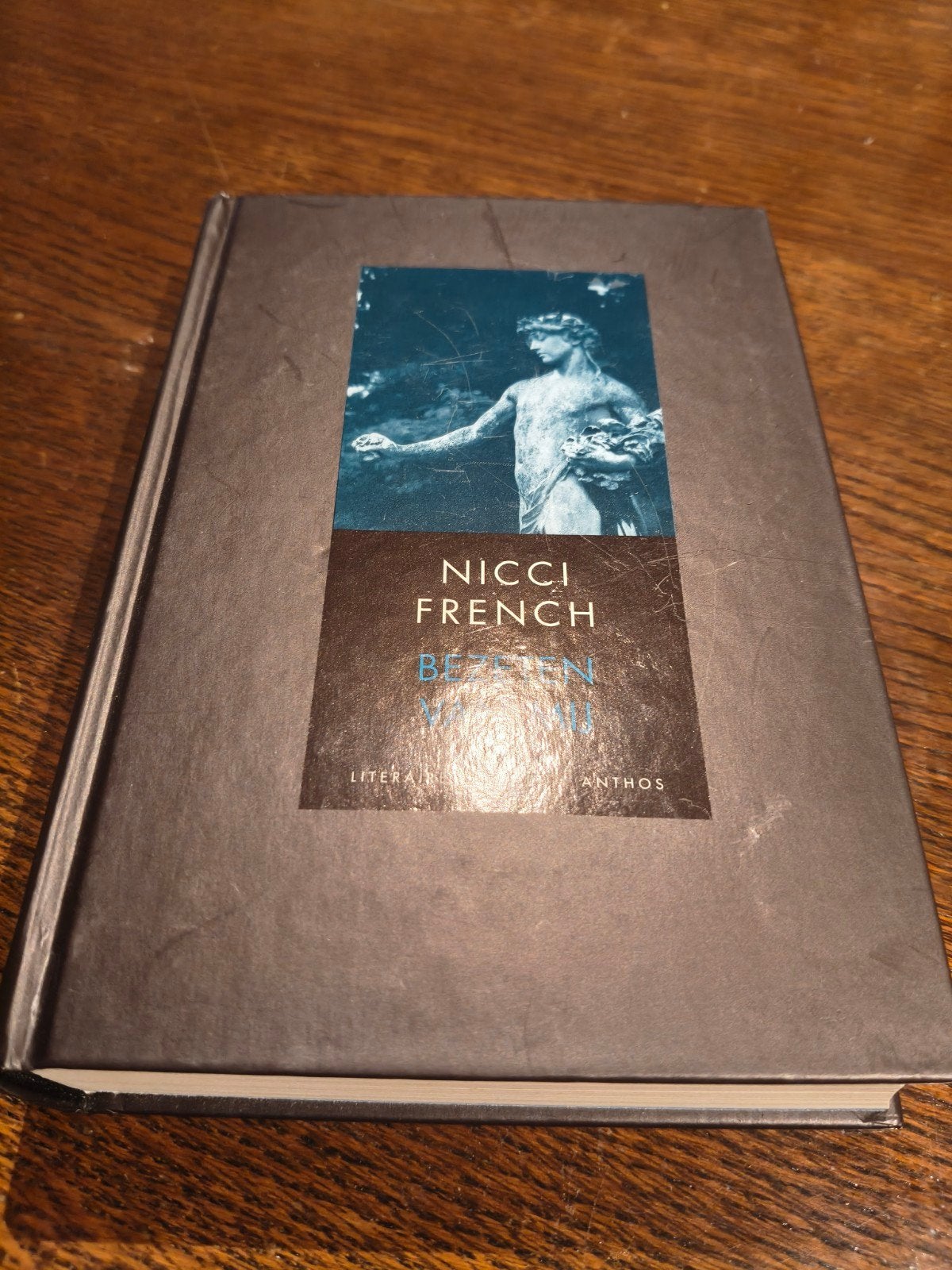 Nicci French - Bezeten (Hardcover), Ophalen of Verzenden, Zo goed als nieuw, Nicci French